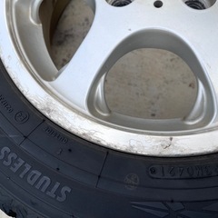 145/80R13スタッドレス4本の画像