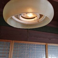 天井照明の画像