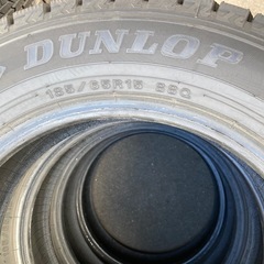 DUNLOP 185/65R15 24年製スタッドレスタイヤ　管理番号：南-34の画像