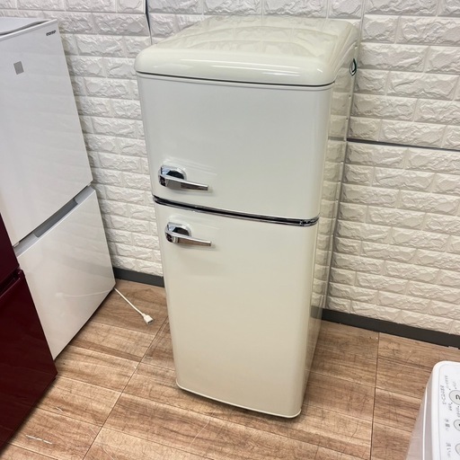 配送設置0円で?レトロデザイン冷蔵庫✨✨
