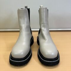 オリエンタルトラフィック サイドゴアブーツ（オフホワイト～ベージュ系）M（23.0～23.5）の画像