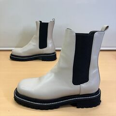 オリエンタルトラフィック サイドゴアブーツ（オフホワイト～ベージュ系）M（23.0～23.5）の画像