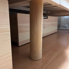 【日時指定あり ご自身で運び出しできる方】収納付き コンセント付き シングルベッドの画像