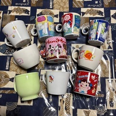 キャラクターマグカップの画像