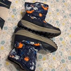 子供ブーツ　冬ブーツ　もこもこ暖かい　撥水加工　23cmの画像