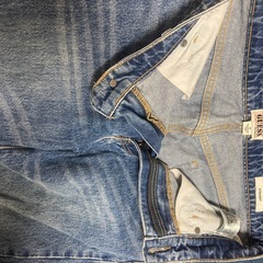 ゲス　Guess海外ブランドジーパンの画像