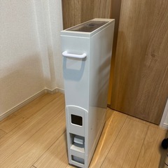 【12キロ　米びつ】計量機能付きの画像