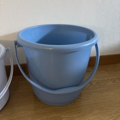バケツ 3個の画像