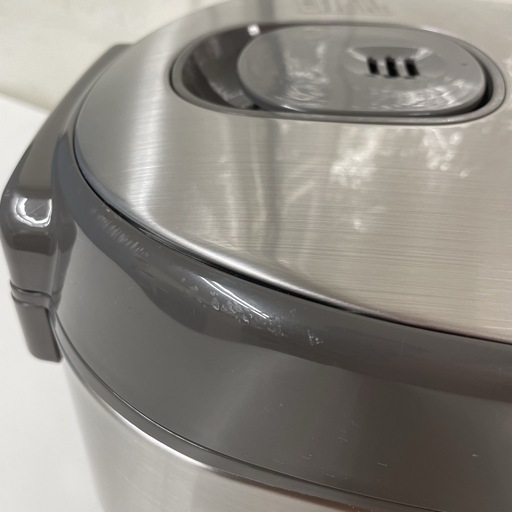 R303 ☀️ ほぼ未使用品！ SHARP 炊飯ジャー 5.5合炊き 21年製 KS-S10J ⭐ 動作確認済 ⭐ クリーニング済