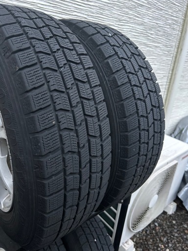 スタッドレスタイヤ　175/70R/14