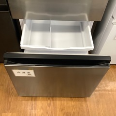 【安心の1年保証】HITACH の3ドア冷蔵庫の画像