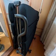 折りたたみベッド無料で差し上げます。の画像