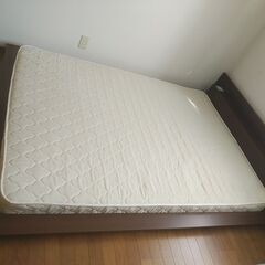 【商談中】ダブルベッドサイズのローベットです。中古品。の画像