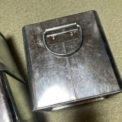 トタン収納の画像