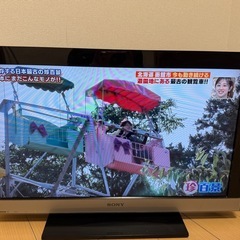 32型テレビ　2台
の画像