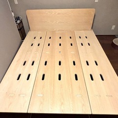 コアラベッドフレーム クイーンの画像