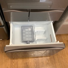 【安心の6ヶ月保証】 TOSHIBA の5ドア冷蔵庫の画像