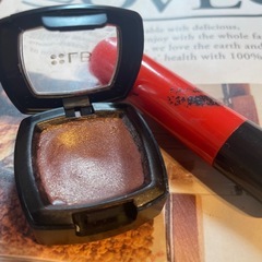 95%OFF‼️LBラメ入りアイシャドウ&🇰🇷アリタウムリップ💄ティントの画像