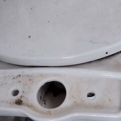 トイレ2個セット 別の場所に置いてますの画像