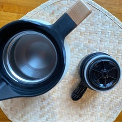 【新品に近い】卓上ポット（保温/保冷/魔法瓶） の画像