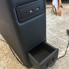車　コンソールボックスの画像