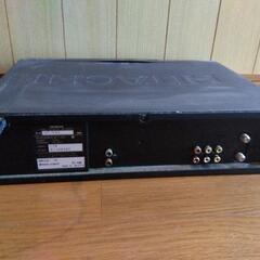 HITACHI 日立　ビデオデッキ　VT-F42の画像