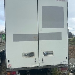 トヨタダイナ箱車２トンの画像