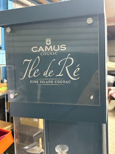 CAMUS カミュ 店頭用 ショーケース ディスプレイ什器 照明付き 現状渡し 約160cm コニャック ブランデー用什器