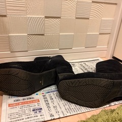黒ブーツの画像