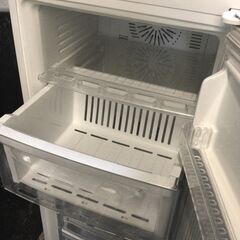 三菱　冷凍庫 MF-U12T-W 121L 美品　ノンフロン フリーザーの画像