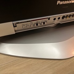 【無料】Panasonic 32型 液晶テレビ VIERA（TH-32LX500／2005年製）リモコン付きの画像