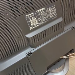 【無料】Panasonic 32型 液晶テレビ VIERA（TH-32LX500／2005年製）リモコン付きの画像
