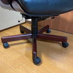 【定価45万円】ITOKI エグゼクティブチェアRー1の画像