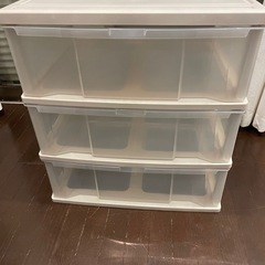 【受け渡し者決定】衣装ケース3だんの画像