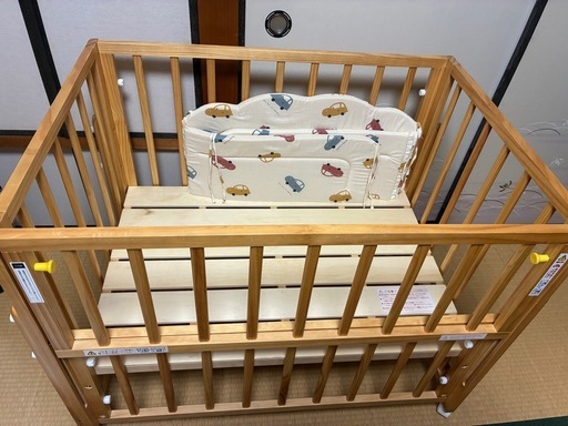 ベビーベッド木製キャスター付き移動らくちん ( otomama) 小森江
