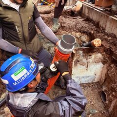 電気工事、建設作業未経験(見習い可)12,000～、経験者13,000～、現場を任せる事ができる方18,000～の画像