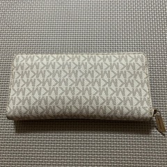 MICHAEL KORS長財布の画像