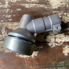草刈機 仮払機 ギアケース 24mm スプライン10《新品未使用》の画像