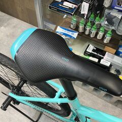 BIANCHI 「ビアンキ」 C-SPORT2 DISC 2022年モデル クロスバイク / バイチャリ福岡店 IT4MHAA918XQ-Jの画像