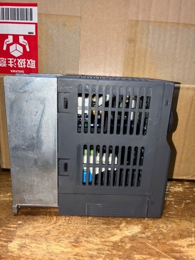 三菱　インバーター　FR-D710w-0.4 　100v電源で三相200vモーターを稼働
