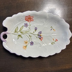 木の葉型平皿(花柄)2枚の画像