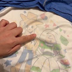 マジックテープ長袖離乳食エプロンしみありの画像