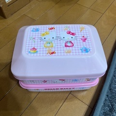 ハローキティーランチパックの画像