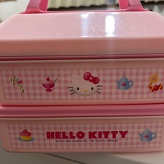 ハローキティーランチパックの画像