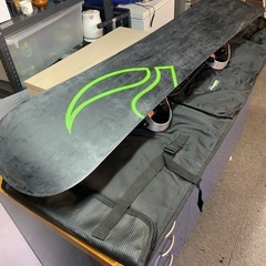 中古品　スノーボード・ビィンディングセットの画像