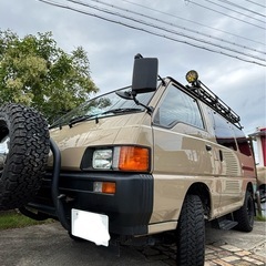 三菱デリカ スターワゴン！！2代目 DELICA 4WDディーゼルターボA/Tエアコン良好の画像