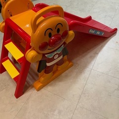 アンパンマン　滑り台の画像
