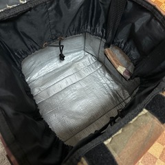 （ジャンク品）カモフラージュ TLS ポリタンクカバー　クーラーバッグ　サーフィンの画像