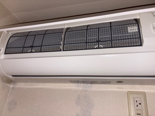 GY1026 白くまくん 冷暖房エアコン 室内機＋室外機＋リモコン　RAS-AJ40K2 RAC-AJ40K2