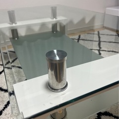 ガラステーブルの画像